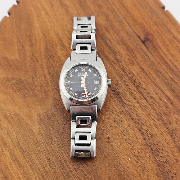 Fossil Women's Silver Tone Boyfriend Watch Black Rose Gold Calendar Dial AM-3913 - Picture 4 of 7